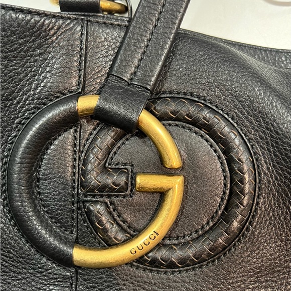Gucci medium black leather shoulder bag. - Picture 3 of 15